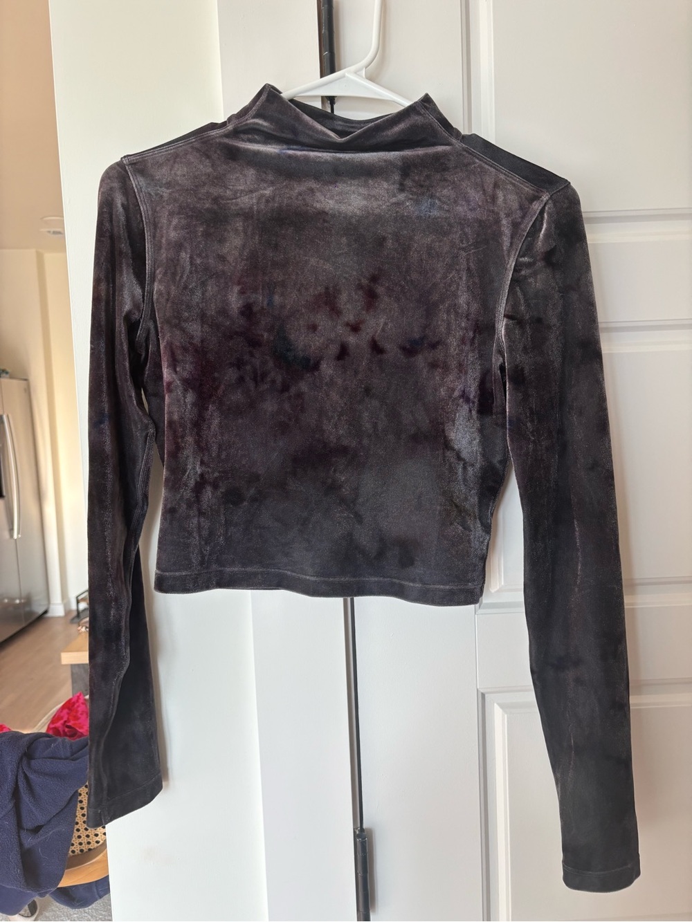 LULULEMON Velvet Long-Sleeve Mock Neck Top
